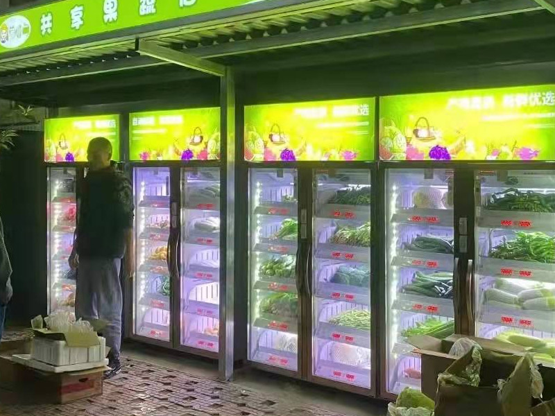 南通某小區(qū)共享果蔬柜